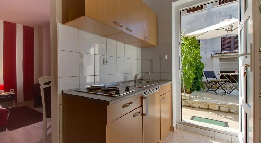 Apartment Nikolina Mali Losinj 0*,