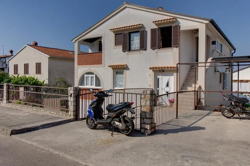 Apartment Nikolina Mali Losinj 0*,  Croatia